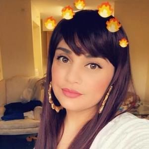 Meet your Posher, Alina